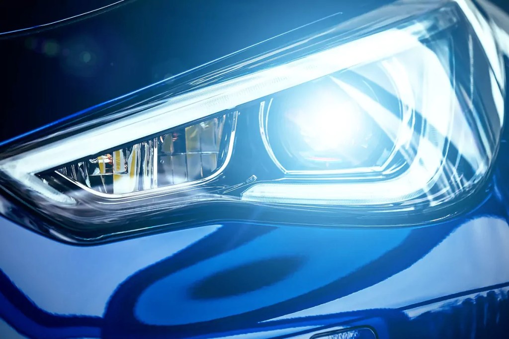 Farol de Xênon: Por Que É&nbsp;Proibido?